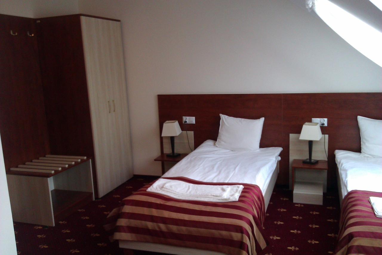 Hotel Platinum Хрубешов Стая снимка